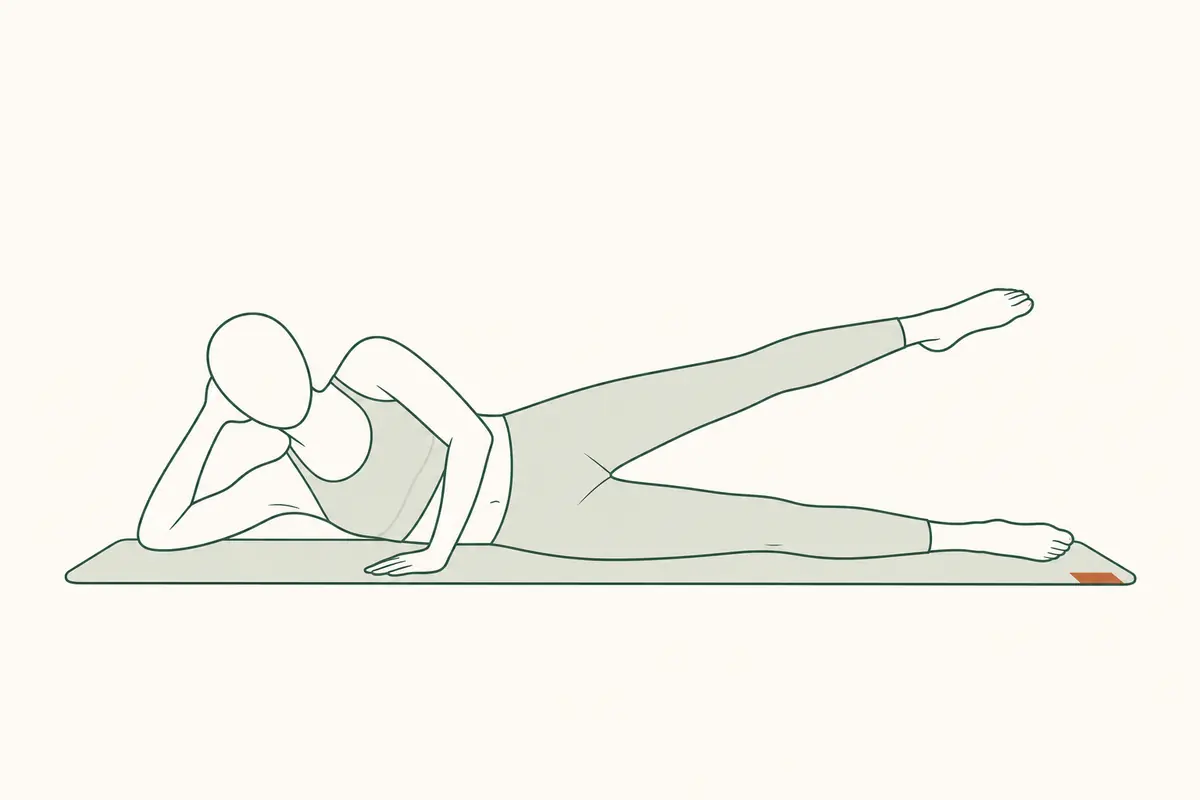Lijntekening van een figuur die op de zij op een mat ligt met het hoofd op de onderste arm, de bovenste hand op de mat en het bovenste been opgetild